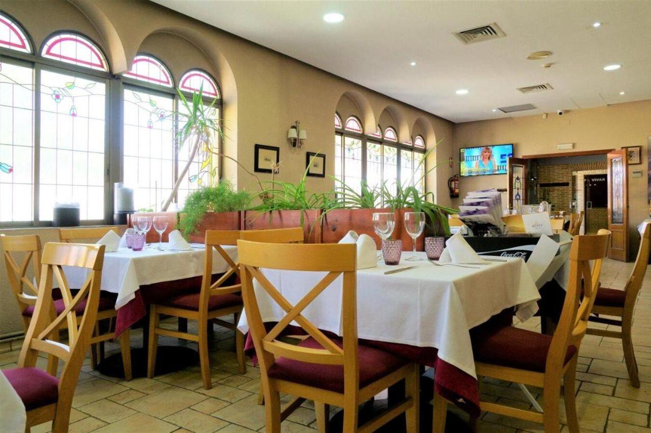 Hotel Vivar Grinon Luaran gambar