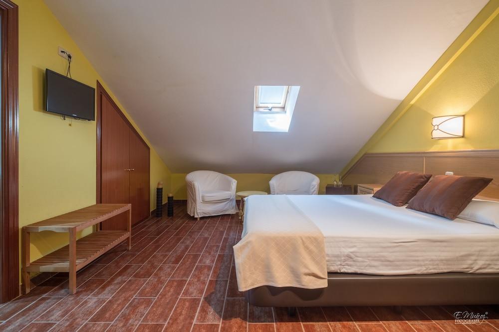 Hotel Vivar Grinon Luaran gambar
