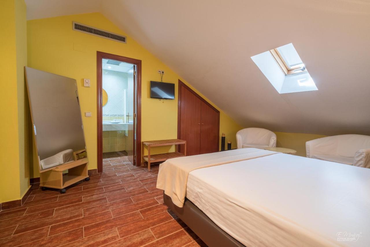 Hotel Vivar Grinon Luaran gambar