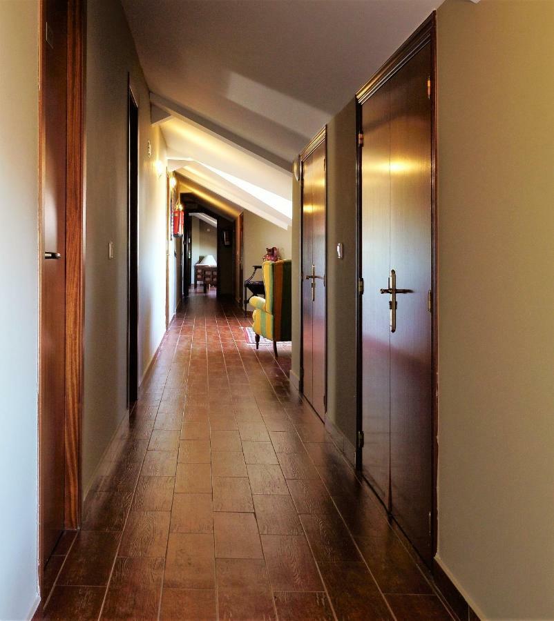 Hotel Vivar Grinon Luaran gambar